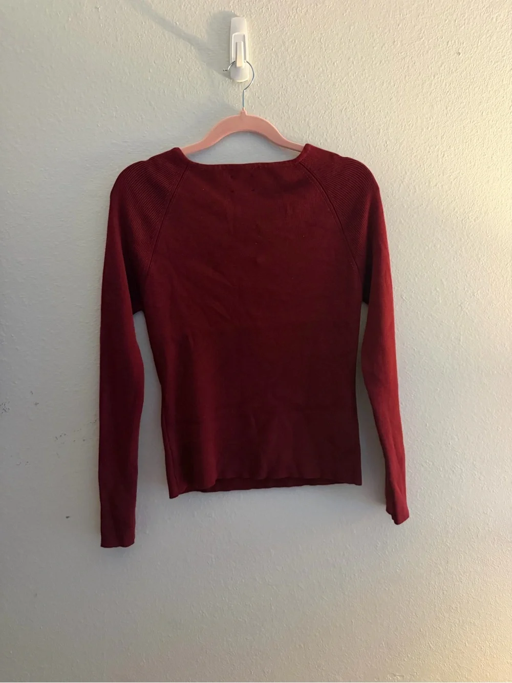ASOS DESIGN Ribbed knitted top with plunge notch neck in Deep Wine Red